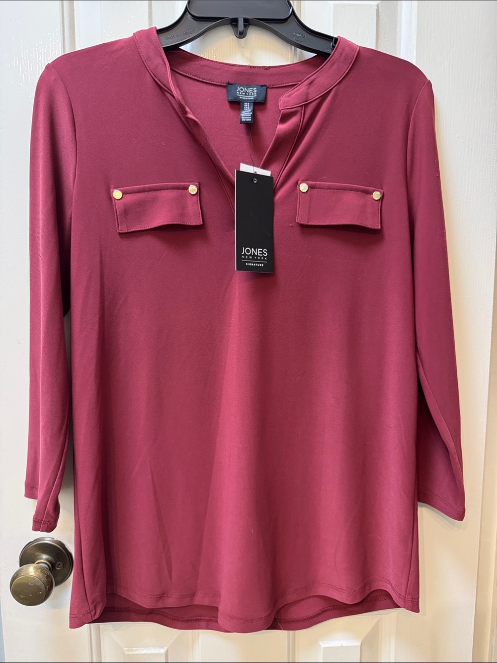 Jones New York Burgundy Long Sleeve V-Neck Top with Gold Studs